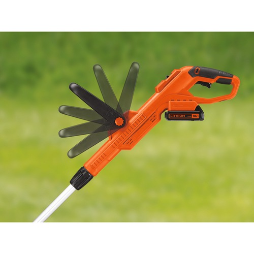 28cm 18V 2.0Ah Lithiumion Strimmer® Grass Trimmer STC1820 BLACK+DECKER