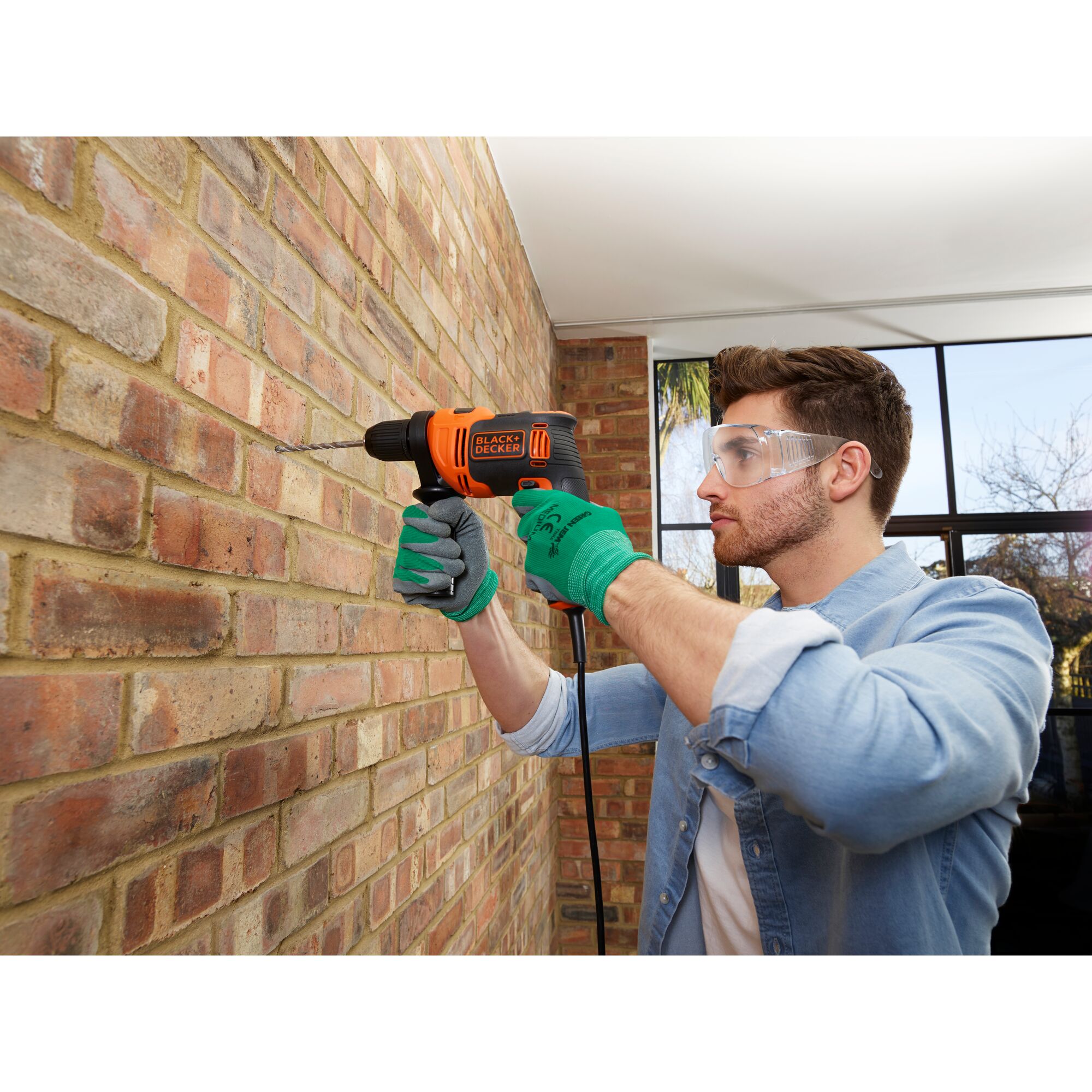 550W 1 Gear Hammer Drill | BLACK+DECKER